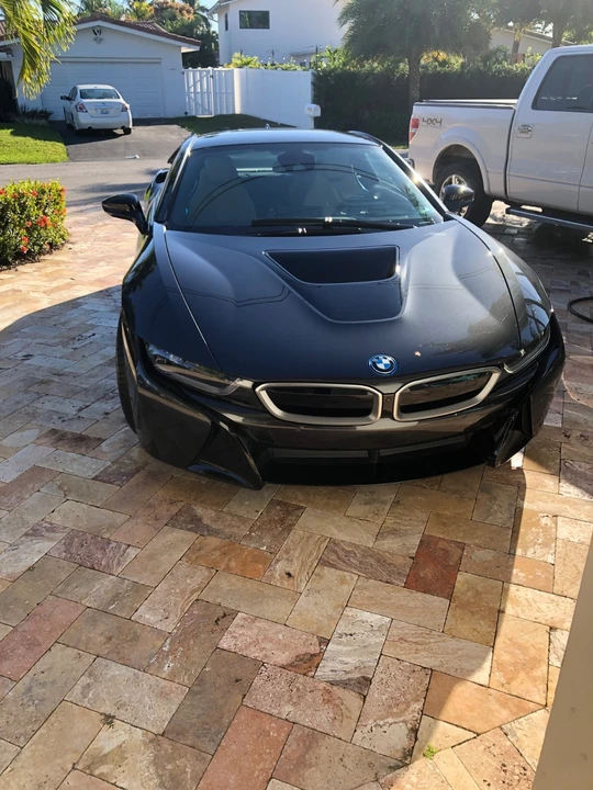 2015 BMW i8 - Image 14 of 18