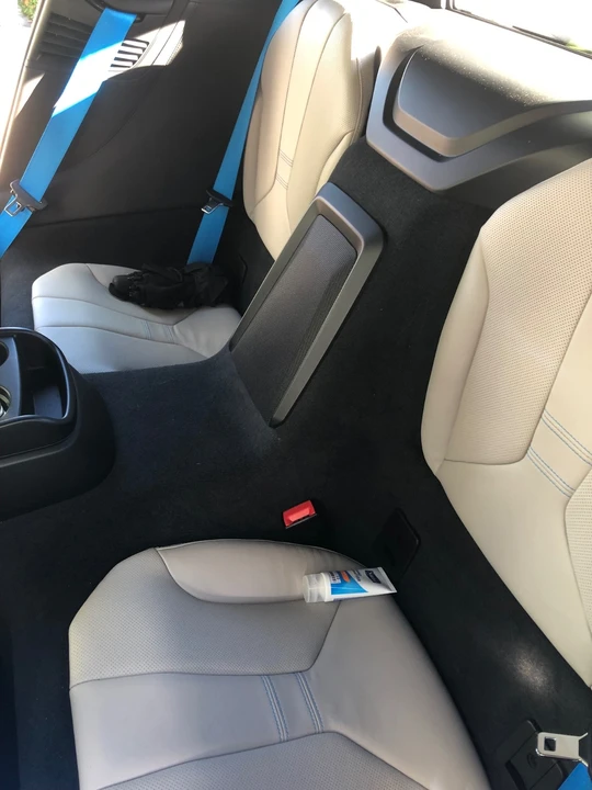 2015 BMW i8 - Image 4 of 18