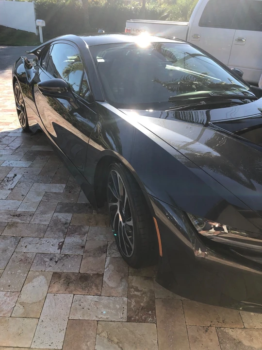 2015 BMW i8 - Image 15 of 18