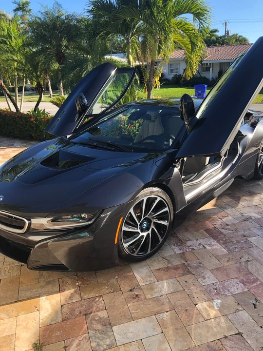 2015 BMW i8 - Image 3 of 18