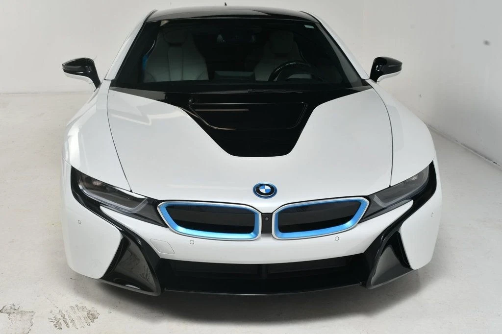 2015 BMW i8 - Image 12 of 12