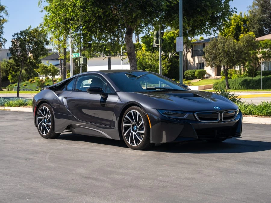 2015 BMW i8 - Image 7 of 31