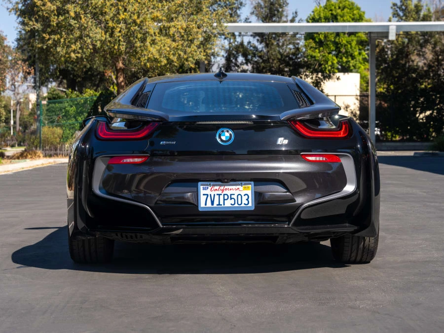 2015 BMW i8 - Image 5 of 31