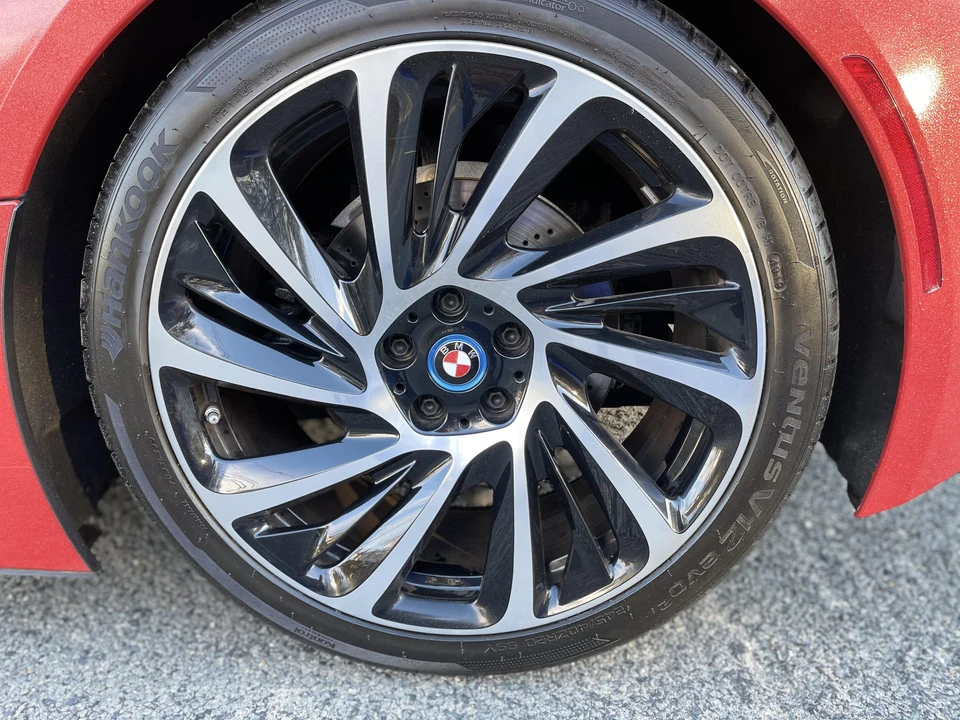 2015 BMW i8 - Image 31 of 31