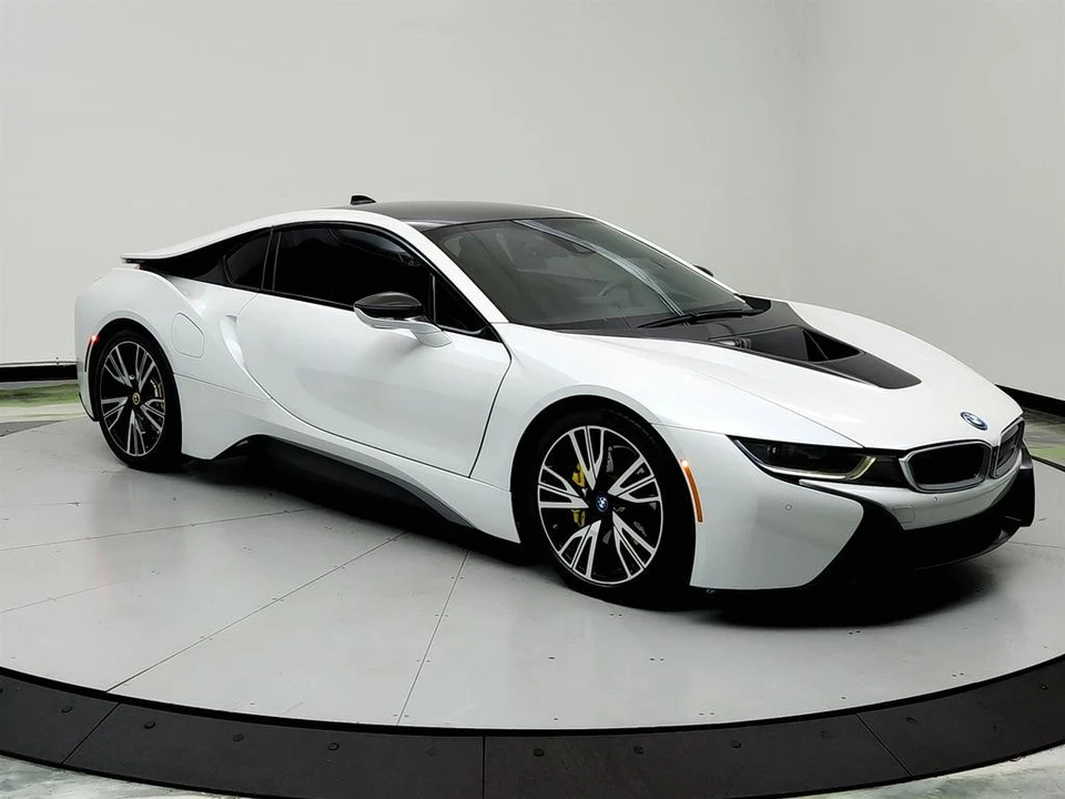 2015 BMW i8 - Image 3 of 21