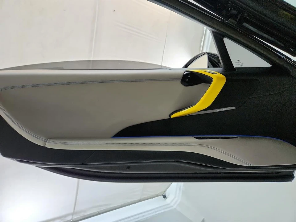 2015 BMW i8 - Image 21 of 21