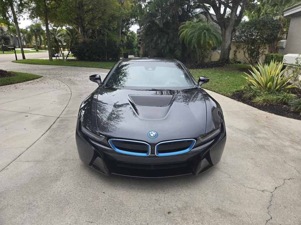 2015 BMW i8 - Image 3 of 21