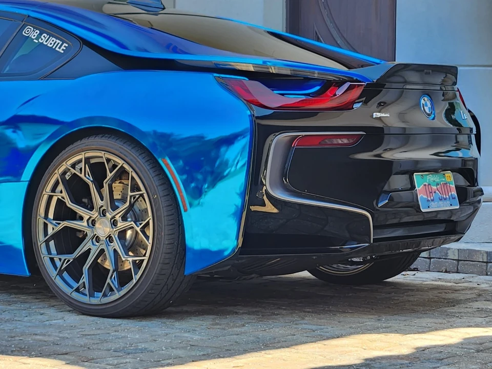 2015 BMW i8 - Image 13 of 21