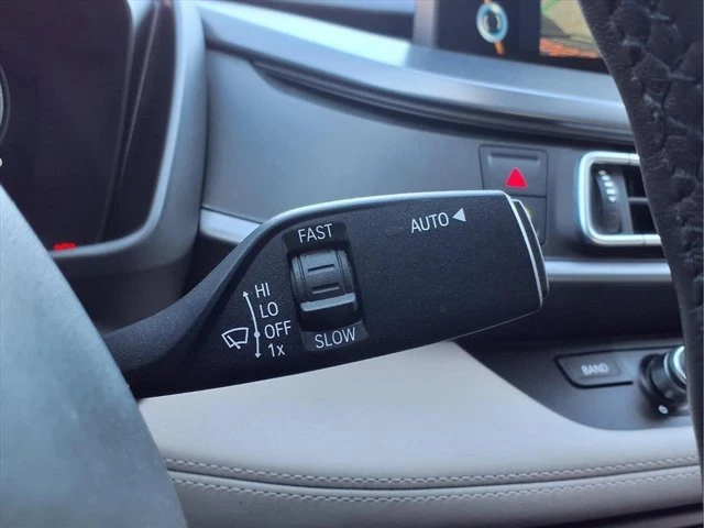 2015 BMW i8 - Image 18 of 20