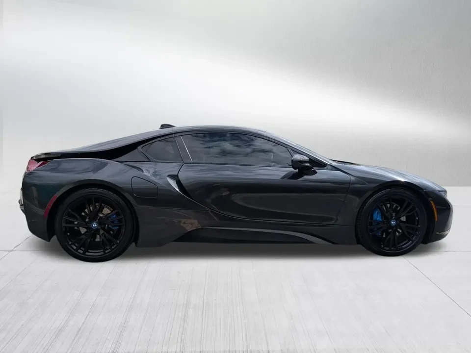 2015 BMW i8 - Image 4 of 18