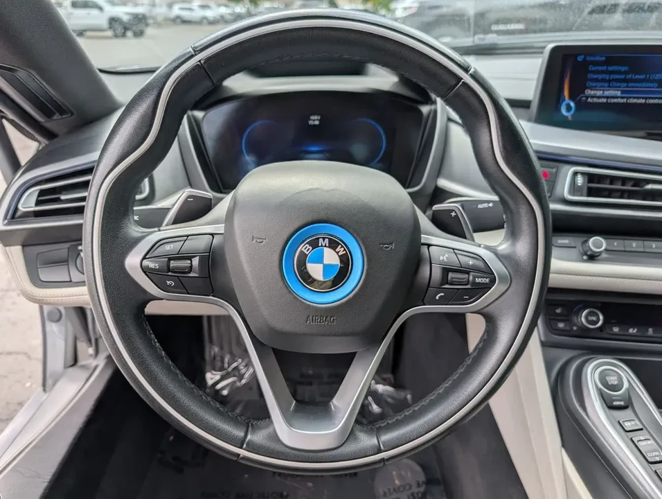 2015 BMW i8 - Image 12 of 18