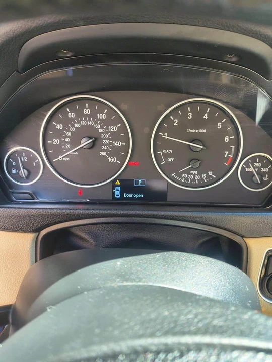 2015 BMW iX - Image 4 of 7