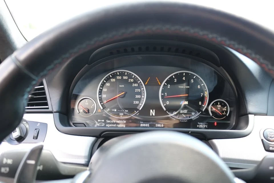 2015 BMW F10 M5 - Image 10 of 18