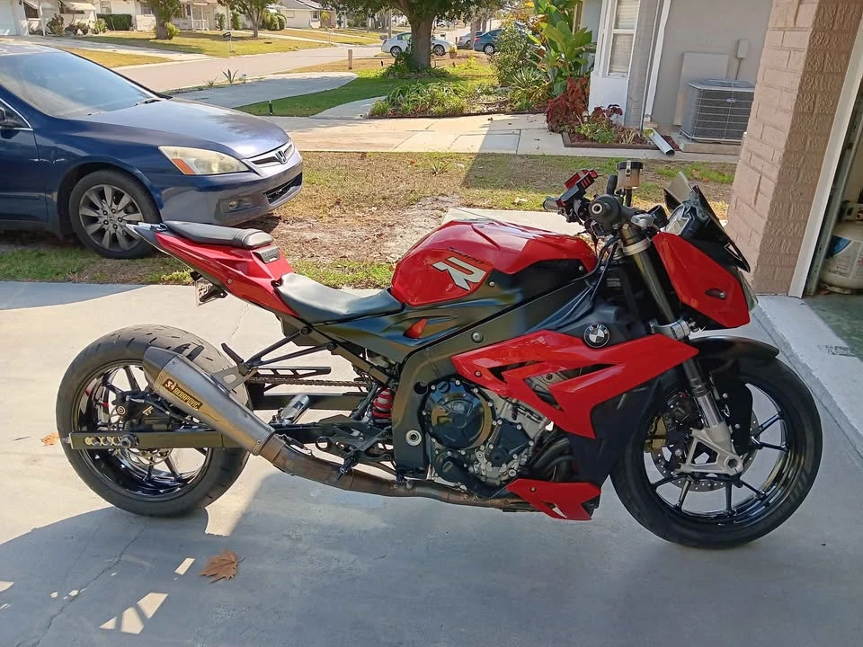 2015 BMW S1000 - Image 3 of 3