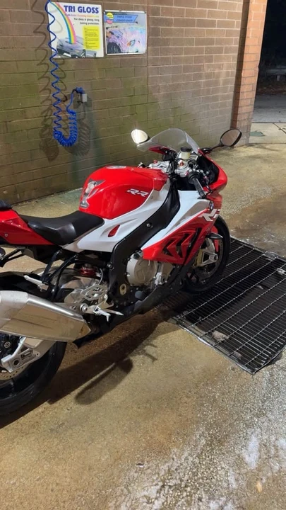 2015 BMW S1000 - Image 2 of 6