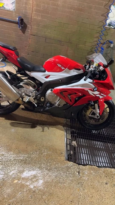 2015 BMW S1000 - Image 3 of 6