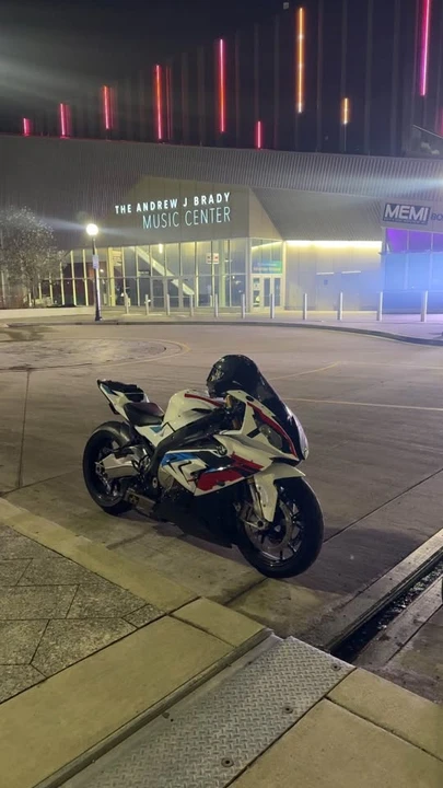 2015 BMW S1000 - Image 2 of 8