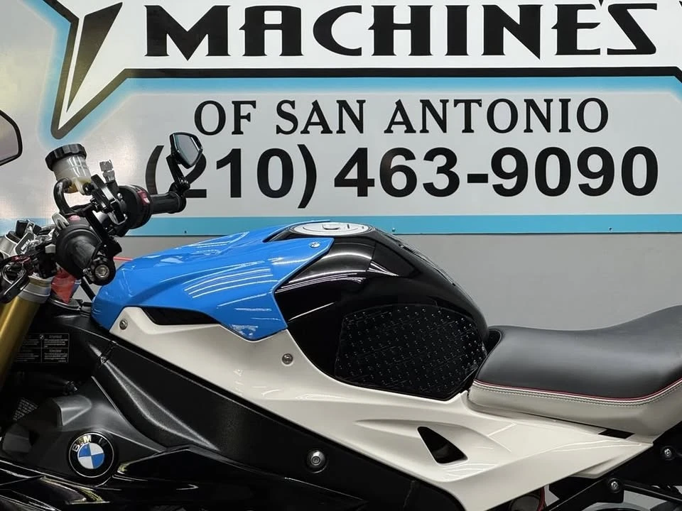 2015 BMW S1000 - Image 12 of 19
