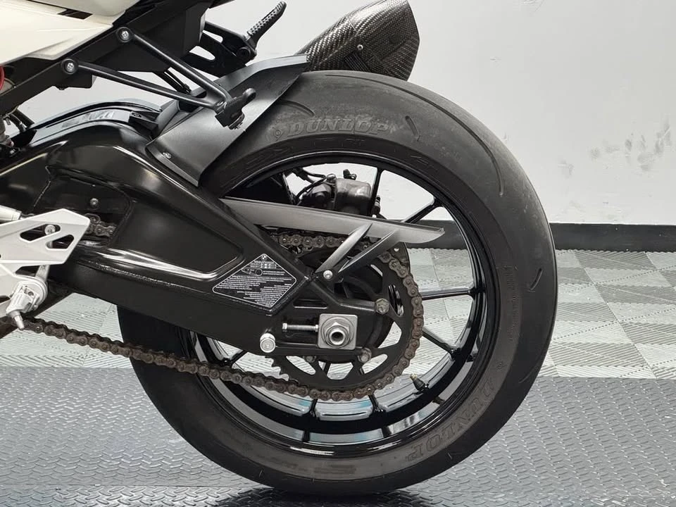2015 BMW S1000 - Image 19 of 19
