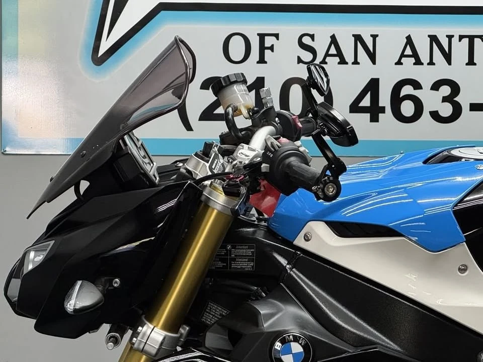 2015 BMW S1000 - Image 9 of 19