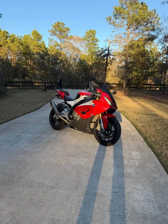 2015 BMW S1000 - Image 2 of 10