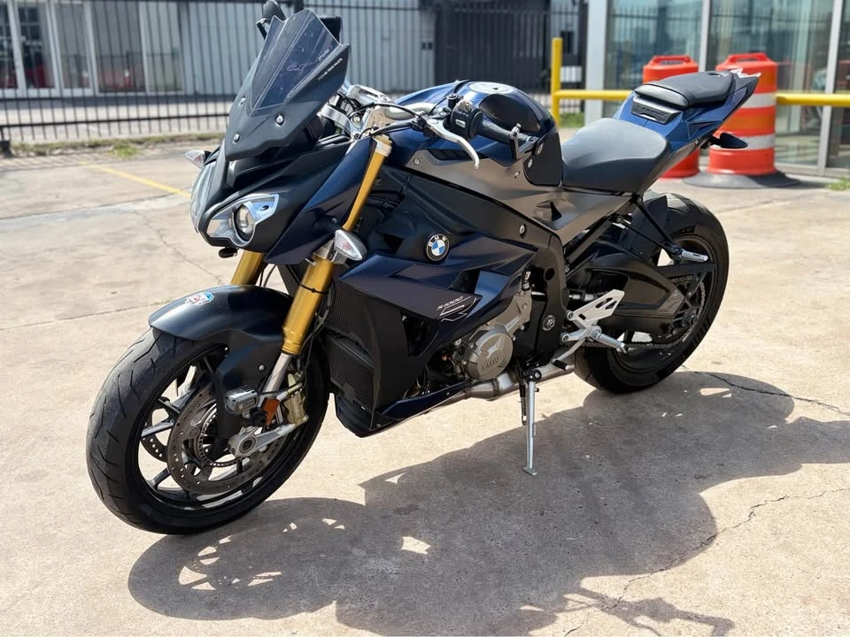 2015 BMW S1000 - Image 4 of 9