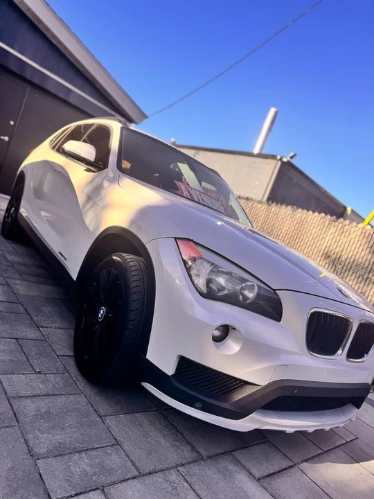 2015 BMW E84 X1 - Image 2 of 13