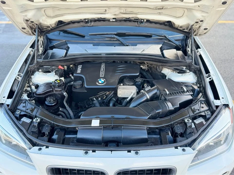 2015 BMW E84 X1 - Image 10 of 17