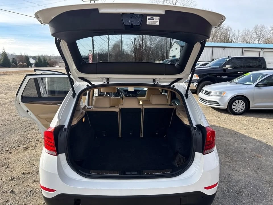 2015 BMW E84 X1 - Image 9 of 15
