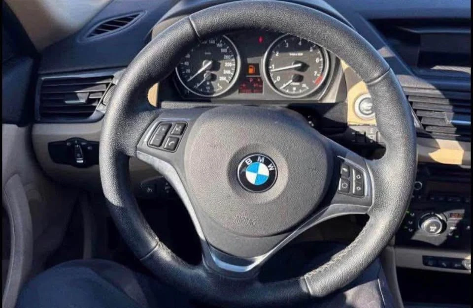 2015 BMW E84 X1 - Image 4 of 9