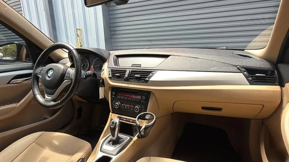 2015 BMW E84 X1 - Image 17 of 20