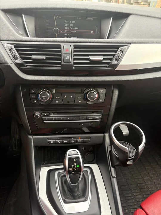 2015 BMW E84 X1 - Image 12 of 16