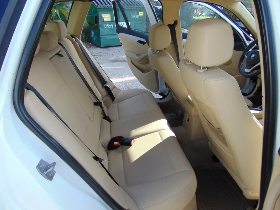 2015 BMW E84 X1 - Image 16 of 20