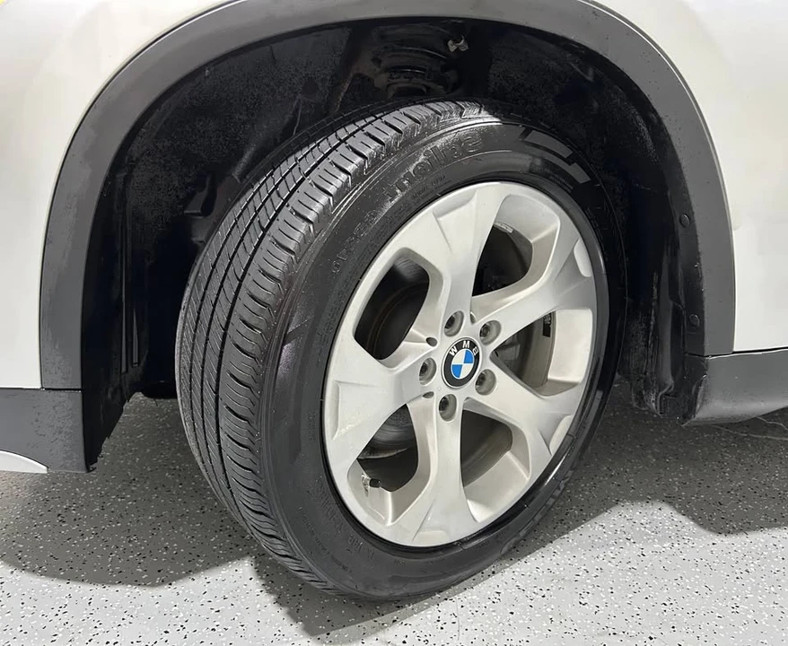 2015 BMW E84 X1 - Image 14 of 15