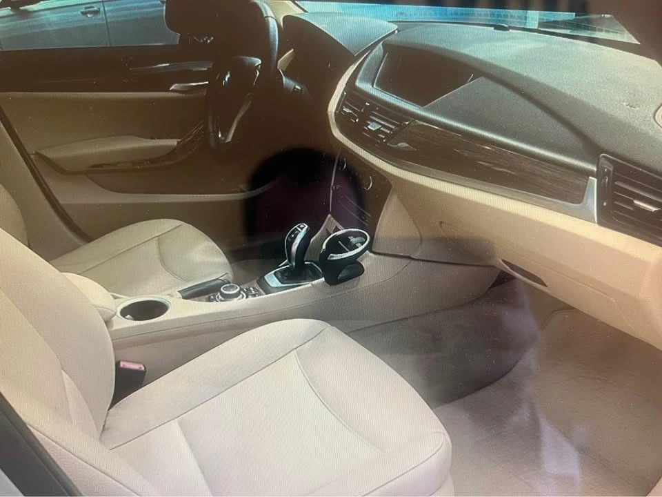 2015 BMW E84 X1 - Image 13 of 16