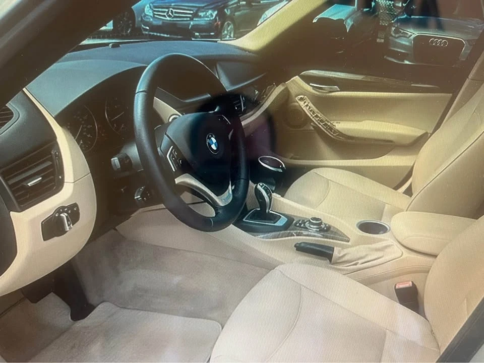 2015 BMW E84 X1 - Image 11 of 16