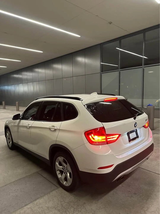 2015 BMW E84 X1 - Image 5 of 15