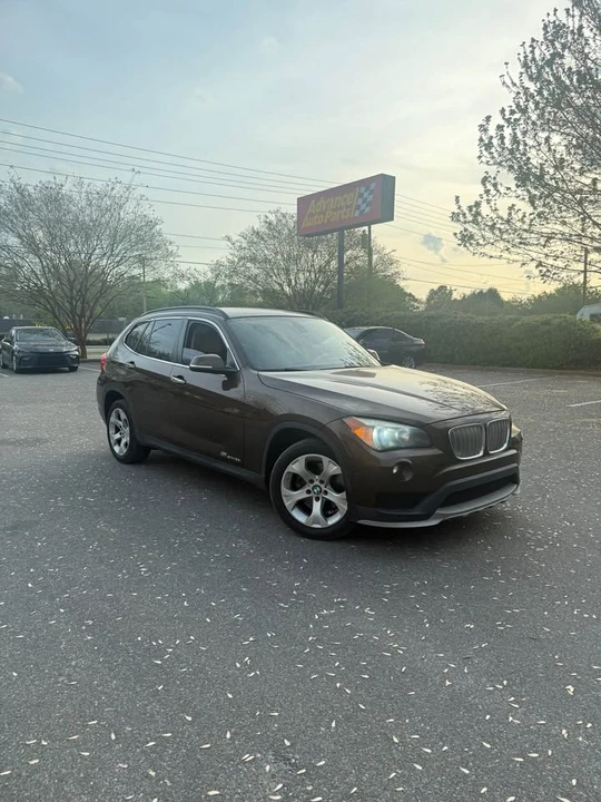 2015 BMW E84 X1 - Image 2 of 11