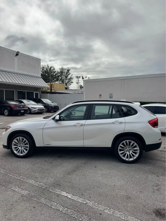 2015 BMW E84 X1 - Image 3 of 12