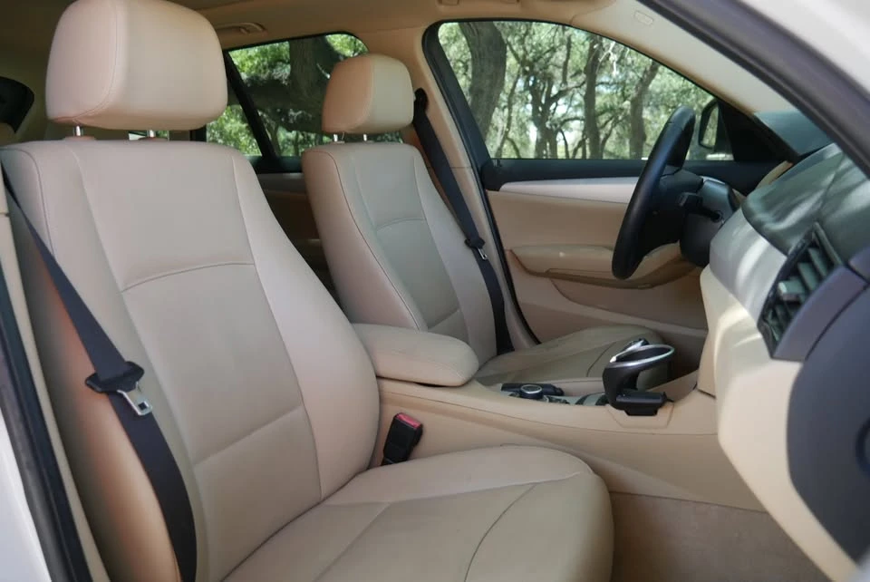 2015 BMW E84 X1 - Image 16 of 20