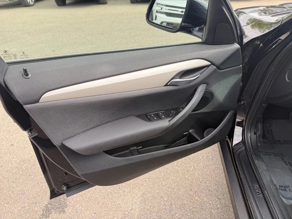 2015 BMW E84 X1 - Image 10 of 16