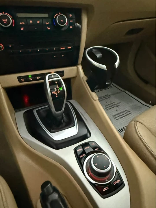 2015 BMW E84 X1 - Image 10 of 15