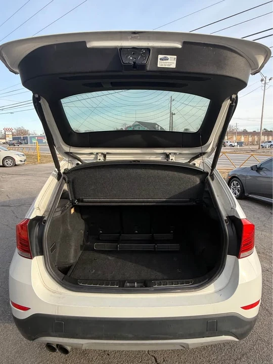2015 BMW E84 X1 - Image 13 of 16
