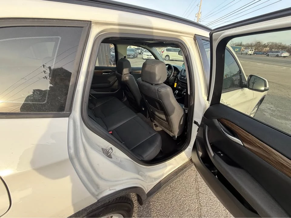 2015 BMW E84 X1 - Image 11 of 16