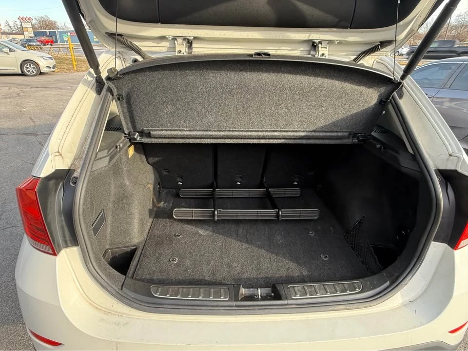 2015 BMW E84 X1 - Image 14 of 16