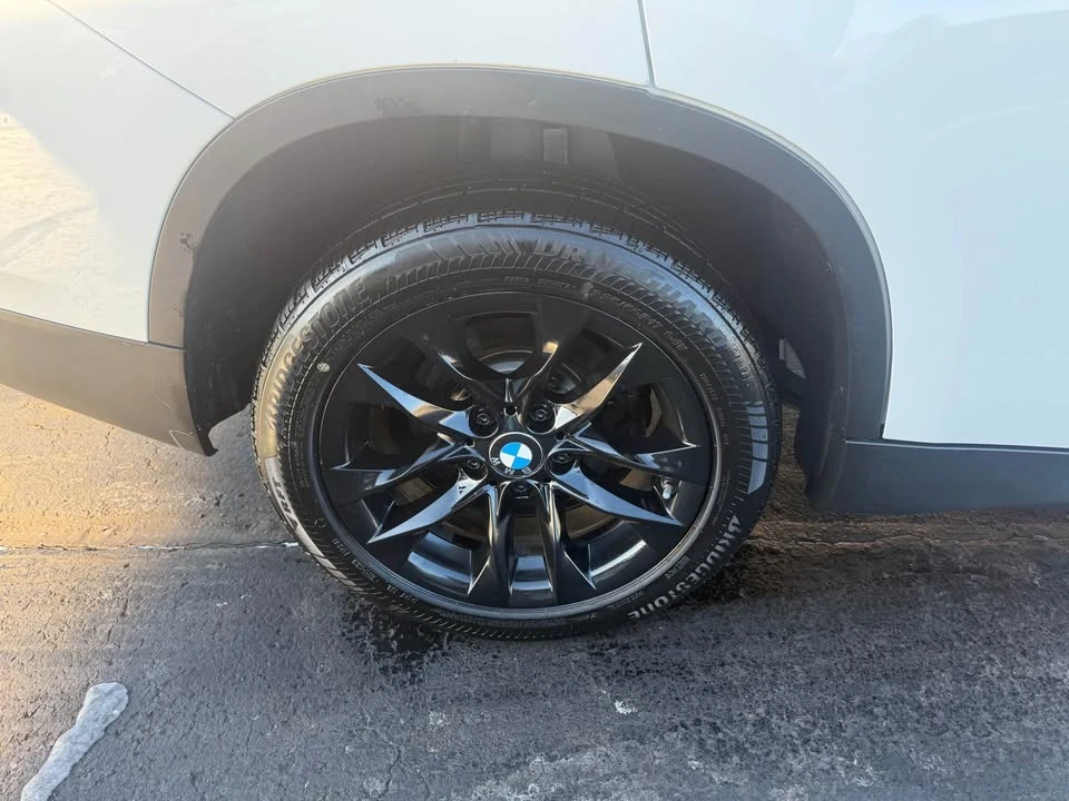 2015 BMW E84 X1 - Image 9 of 16