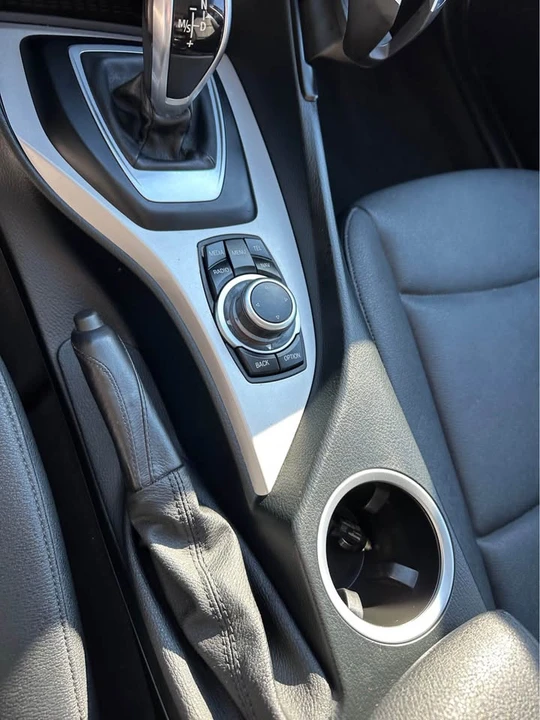 2015 BMW E84 X1 - Image 9 of 16