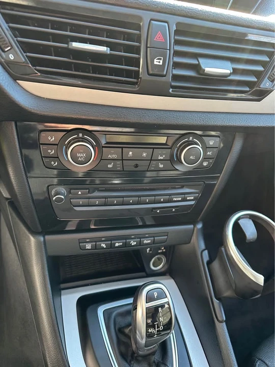 2015 BMW E84 X1 - Image 10 of 16