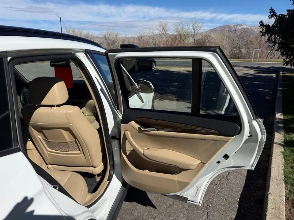 2015 BMW E84 X1 - Image 15 of 20