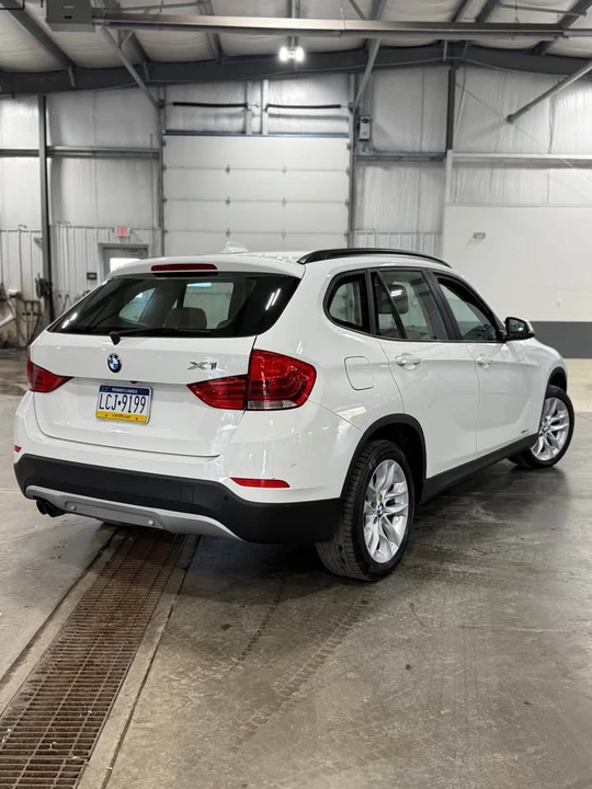 2015 BMW E84 X1 - Image 2 of 10
